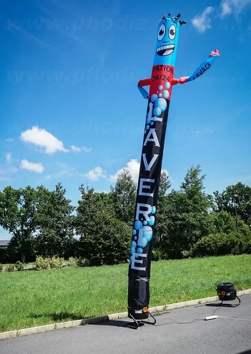 skydancer pour signaler l'ouverture d'une laverie