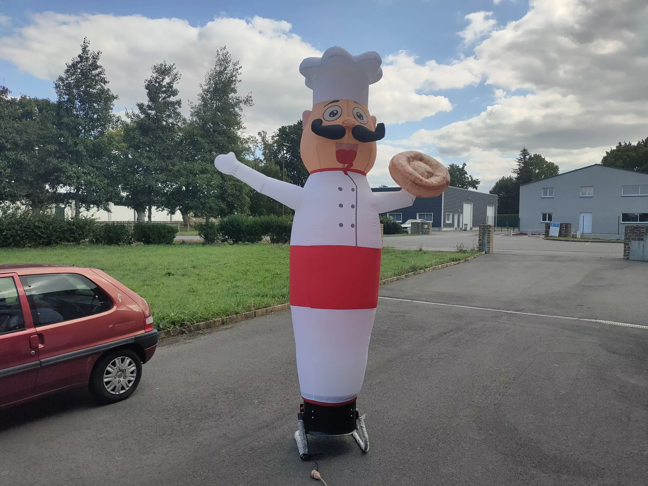 mascotte gonflable dynamique pizzaiolo