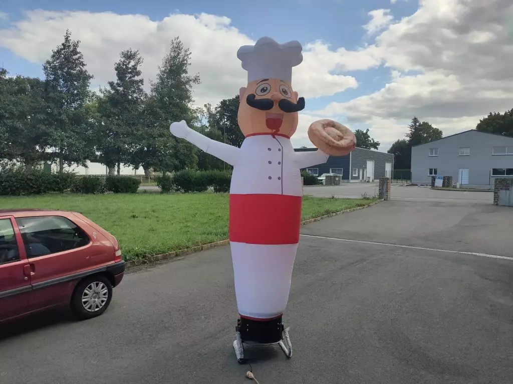 bonhomme gonflable pizzaiolo